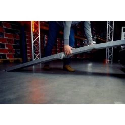 Acebikes Ramp Essential Motorrad-Auffahrrampe -Motorradbekleidungsgeschäft 7071 ramp essential 08 2048x1365 1