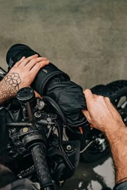 Artonvel Gepäcktasche AVIATOR Cylindrical Bag Motorradtasche -Motorradbekleidungsgeschäft aviator cylindrical bag 11