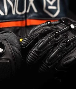 Knox HANDROID MK5 Motorradhandschuhe CE Mit BOA-Verschluss Lange Stulpe -Motorradbekleidungsgeschäft black exoskeleton boa 750x875 1