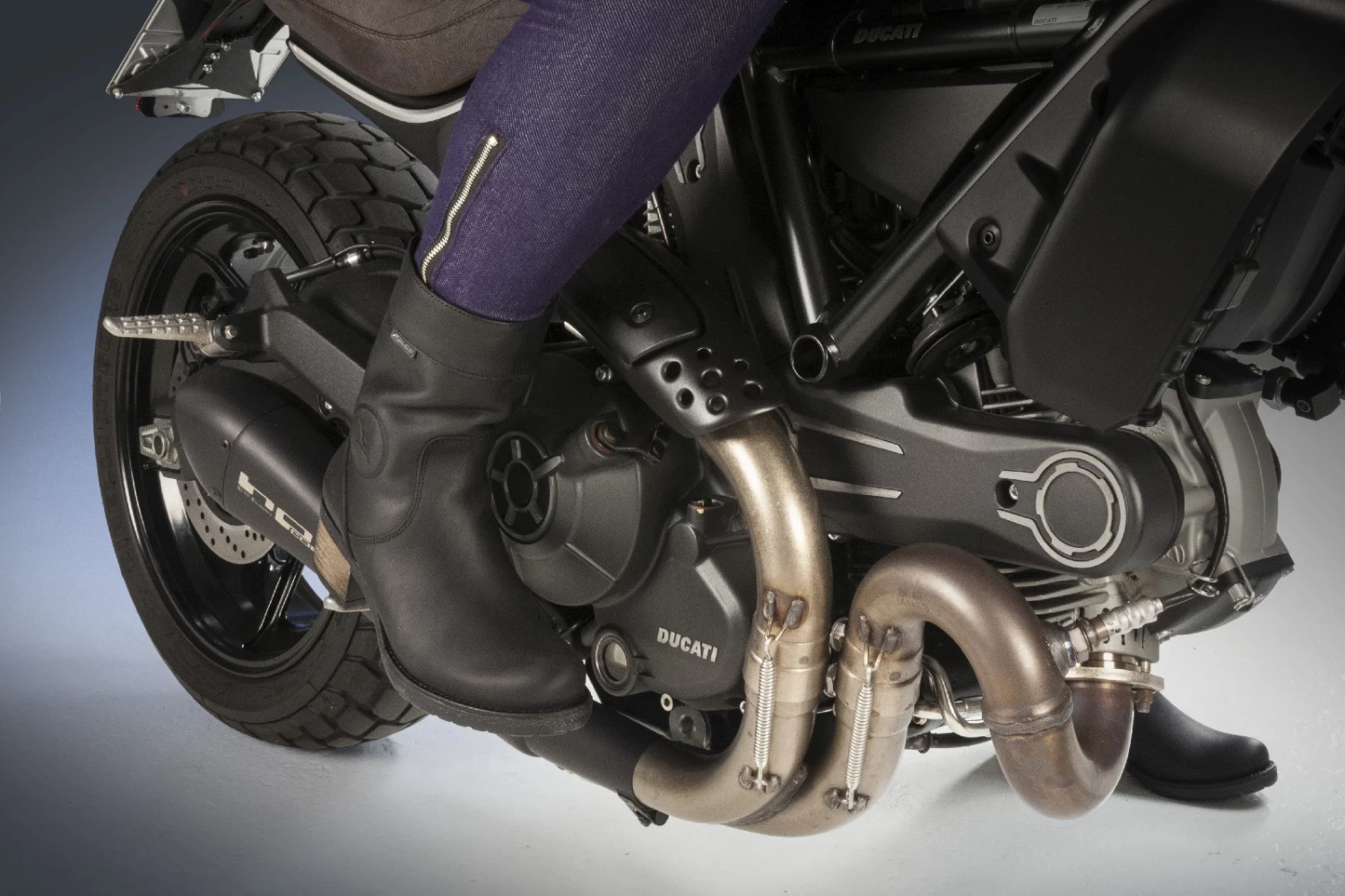 Falco Damen Motorradstiefel AYDA 2 Leder Wasserdicht Mit D3O Knöchelprotektoren Und CE-Zertifizierung 11 Falco Damen Motorradstiefel AYDA 2 Leder Wasserdicht Mit D3O Knöchelprotektoren Und CE-Zertifizierung – Bild 9