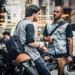 Kriega Schultertasche SLING 8 Liter Federleichte Umhängetasche Wasserdicht Mit Klappe -Motorradbekleidungsgeschäft kriega sling messenger bag life4