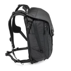 Kriega Rucksack MAX 28 Cordura Drypack Für Integralhelm Laptop Organizer Erweiterbar -Motorradbekleidungsgeschäft max28 side