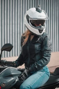 Nexx Y.100 Integralhelm ECE 22.06 Mit Sonnenblende