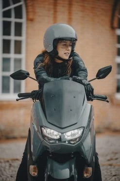 Nexx Y.10 Jethelm ECE 22.06 Mit Sonnenblende -Motorradbekleidungsgeschäft mp3r5406