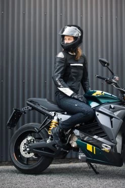 TCX Motorradschuhe R04D LADY AIR Mit D3O Protektoren CE Groundtrax Sohle Und OrthoLite Fußbett -Motorradbekleidungsgeschäft tcx r04d lady air black white detail 1