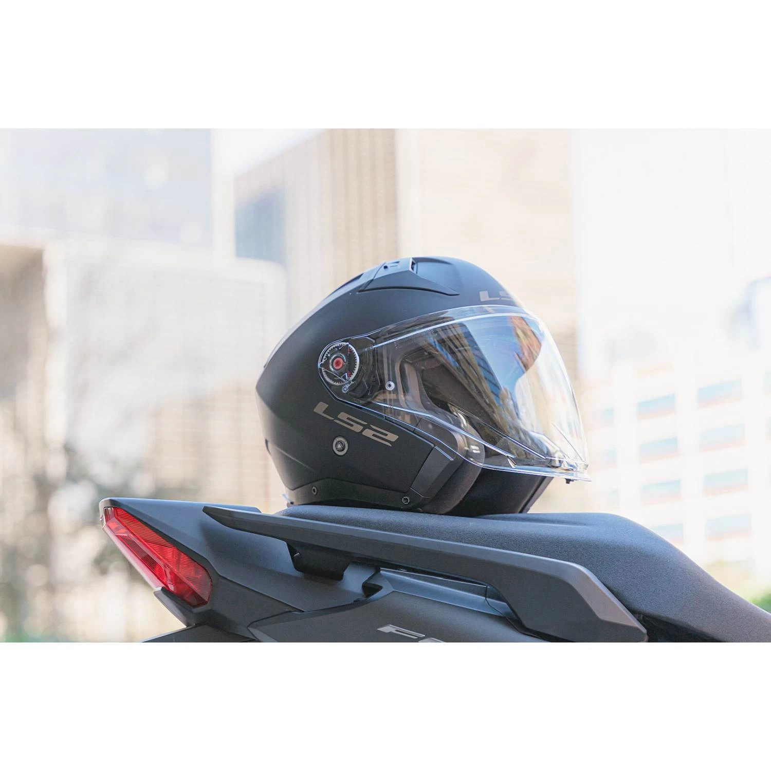 LS2 OF603 Infinity II 2 Jethelm Mit Langem Visier ECE 22.06 Inklusive Sonnenblende Und Pinlock 5 LS2 OF603 Infinity II 2 Jethelm Mit Langem Visier ECE 22.06 Inklusive Sonnenblende Und Pinlock – Bild 3