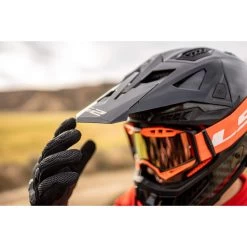 LS2 MX703 Carbon X-Force ECE 22.06 Mit Doppel-D Verschluss -Motorradbekleidungsgeschäft x9313c4 dd4d00 1683008636