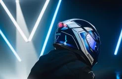 Shark Skwal I3 Integralhelm Mit LED ECE 22.06 +EXTRA VISIER Mit Max Vision Pinlock Und Sonnenblende -Motorradbekleidungsgeschäft x skwal i3 detail 4